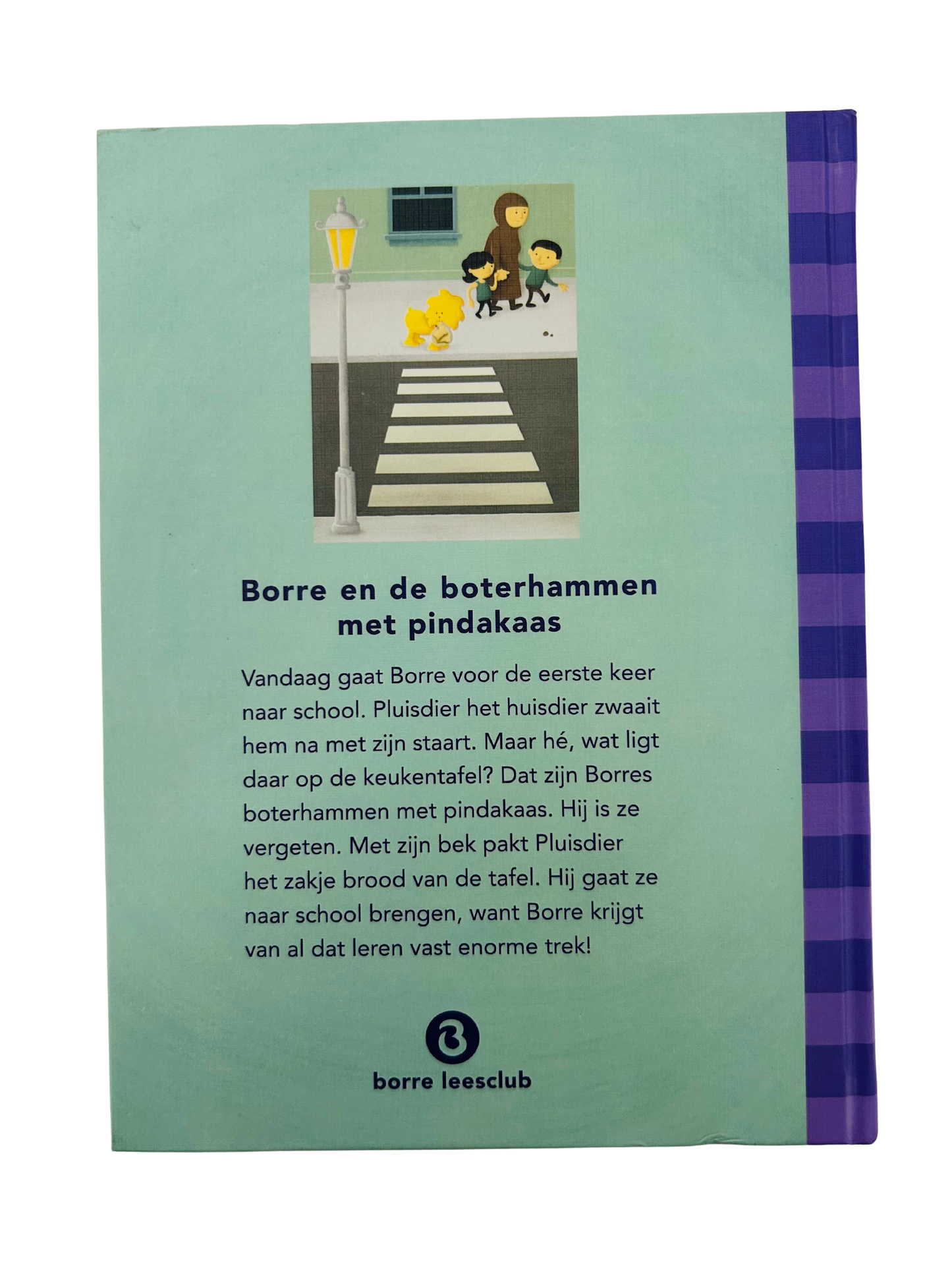 Borre en de boterhammen met pindakaas